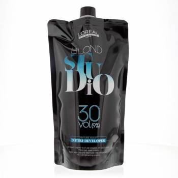 Loreal Professional Blond Studio Platinium Нутри-проявитель ПЛАТИНИУМ 9% 1000 л