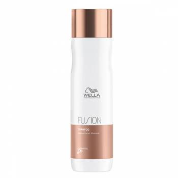 Wella FUSION Интенсивный восстанавливающий шампунь 250мл